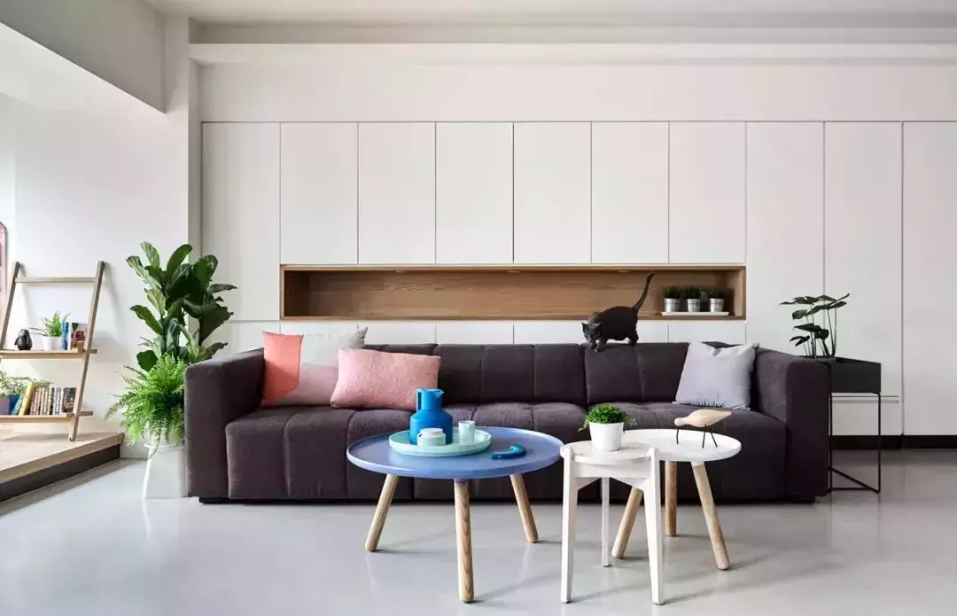 大胆打通阳台和客厅,刚入住就悔恨当初不听劝,错得太离谱了