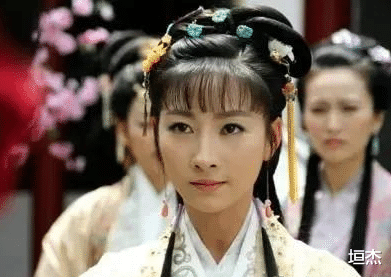 明星|有“高个脸”的8位明星，个个上镜很高大，实际可能还没有你高