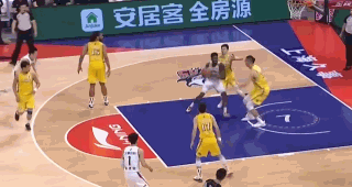 报销|广厦双少赛季报销！翟晓川送祝福，名记怒了，抨击CBA联盟和裁判