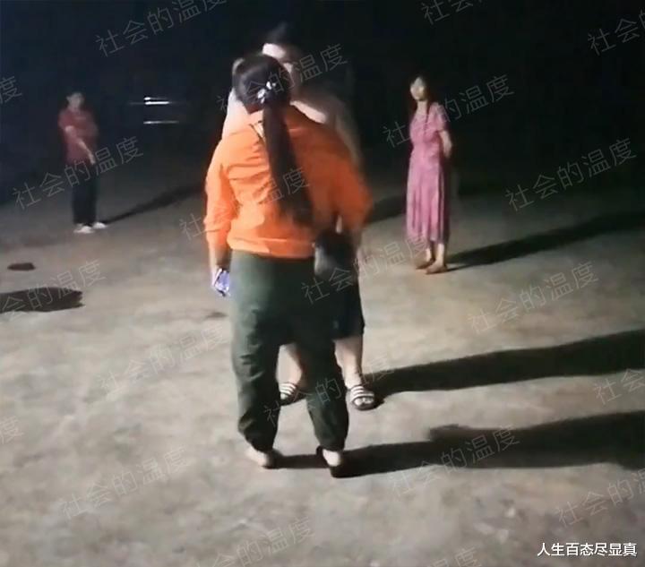 男子因工厂停工没事做,妻子竟离家出走:没听说让女人养男人的