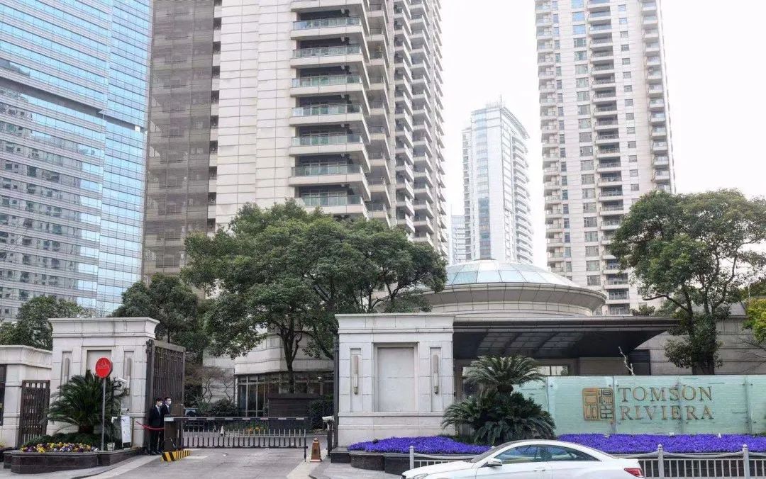 汤臣一品9500万的房,3次“漏水”和“反水”,业主:10多年没过舒坦日子