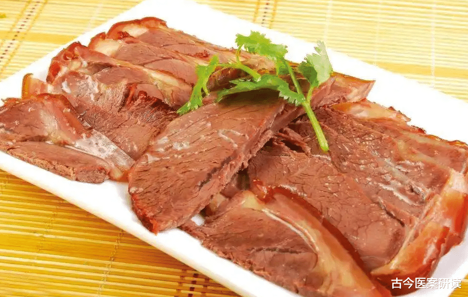 肝功能|羊肉是甲状腺的“发物”?医生:预防甲状腺,“3种肉”也要撤下桌
