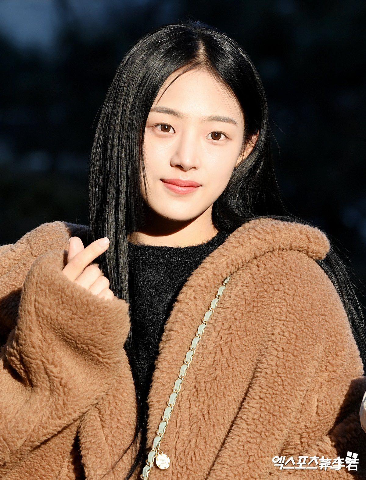 快乐再出发|new jeans屡次偷文化之后,内地粉丝不为所动,甚至还为对方洗白