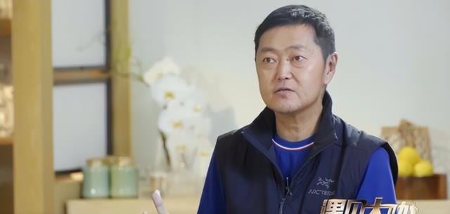 中国铁建|2021年，中介巨头左晖患癌去世后，1038亿遗产仅一年就蒸发764亿