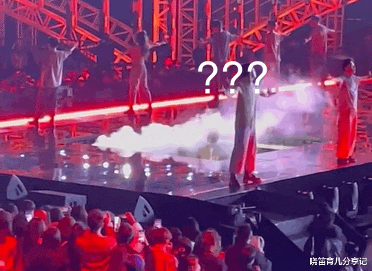 假唱|跨年夜还是“翻车夜”,假唱、跑调、假煽情?2022年结尾内娱真尬