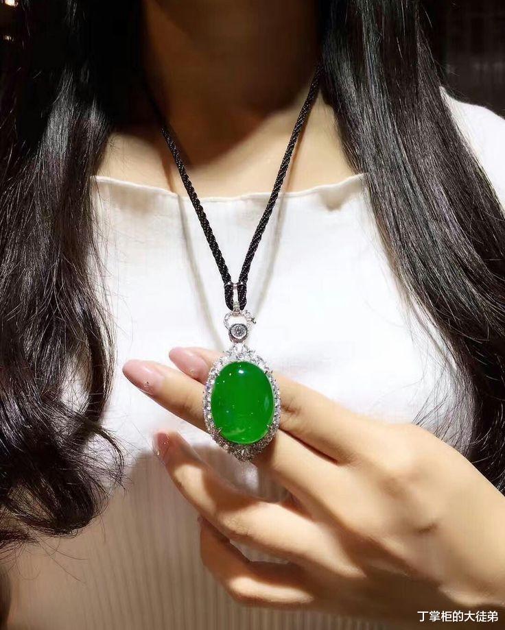 翡翠|有哪些具有收藏价值的翡翠挂件？