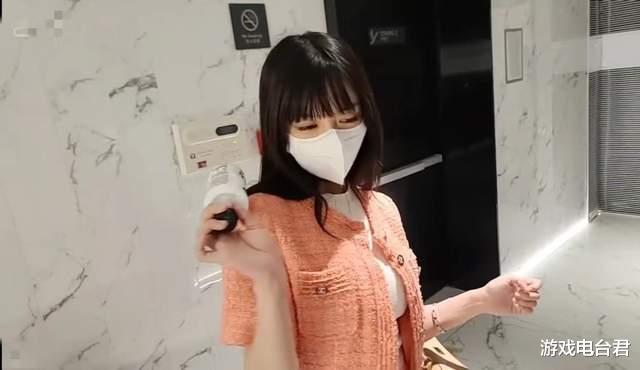 钱小佳|钱小佳回应新恋情：她说是普通朋友，我是她爸爸