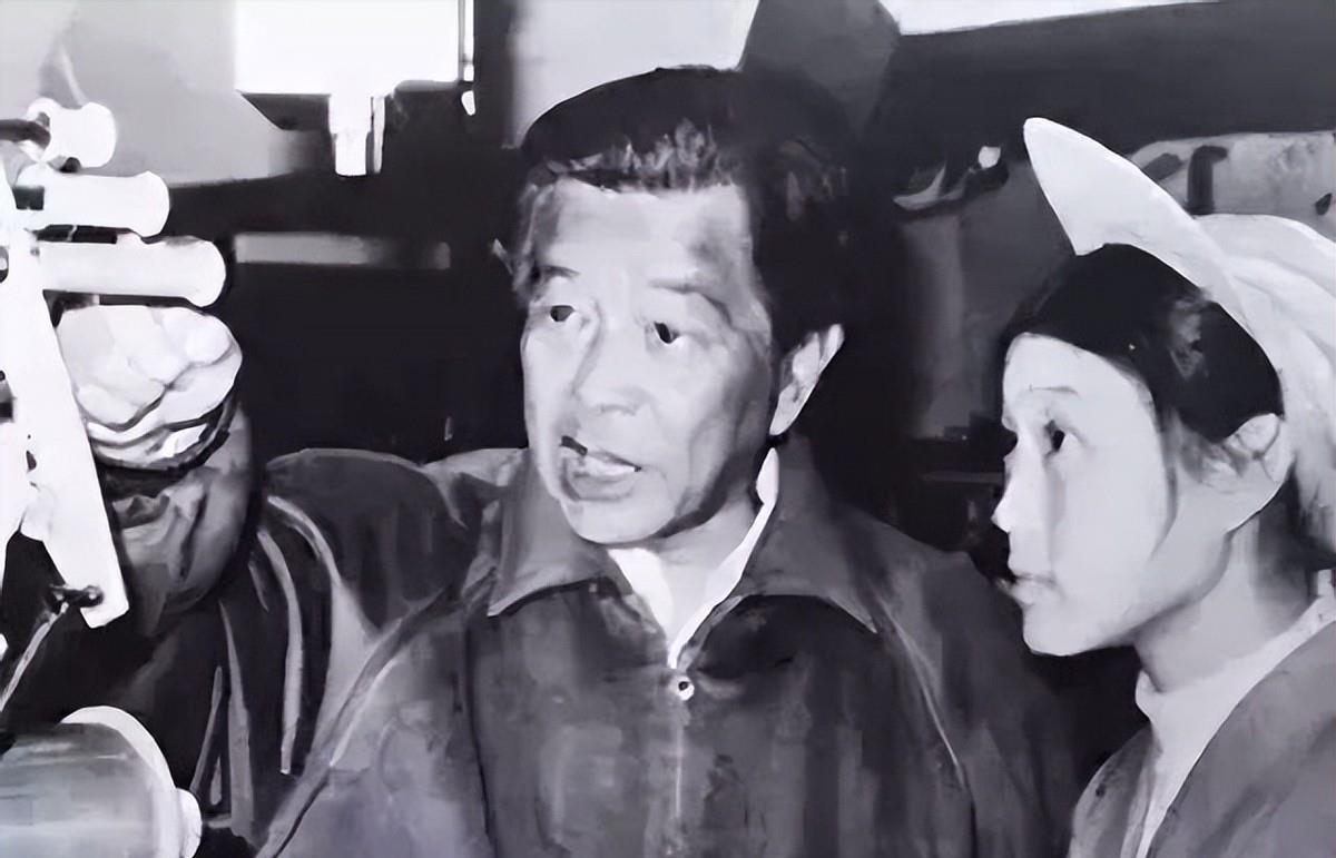 51岁的褚时健出任卷烟厂厂长,遭到团团伙伙的排挤,反击方式绝了