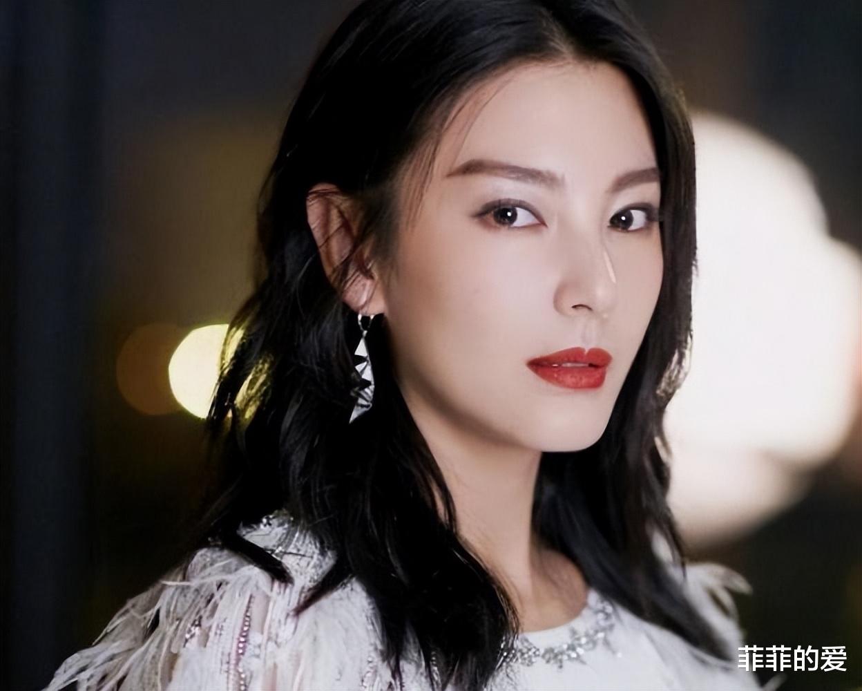 张曼玉|“真正上镜的演员，瘦得跟鬼一样”，张曼玉瘦到脱相