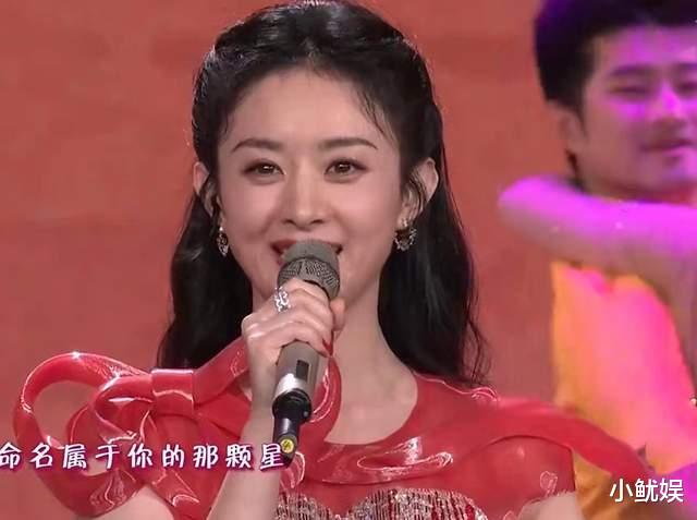 春晚|8位明星在春晚奇葩出圈:马凡舒的敬酒服,撒贝宁的白衬衫