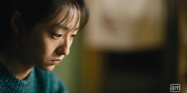 街拍|《人世间》原著：周蓉姐弟的幸福结局，揭穿了中国家庭的喜怒忧伤