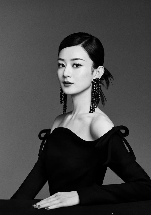 陈楚生|赵丽颖登费加罗封面,首个主流女刊金九封,距离大花还有多远?