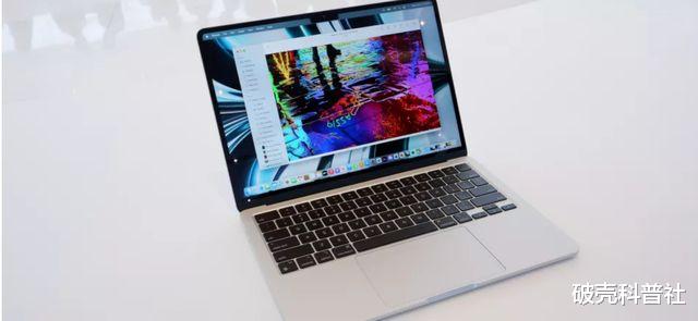 苹果|Apple M2 与 M1 芯片：有什么区别？性能提升百分之18