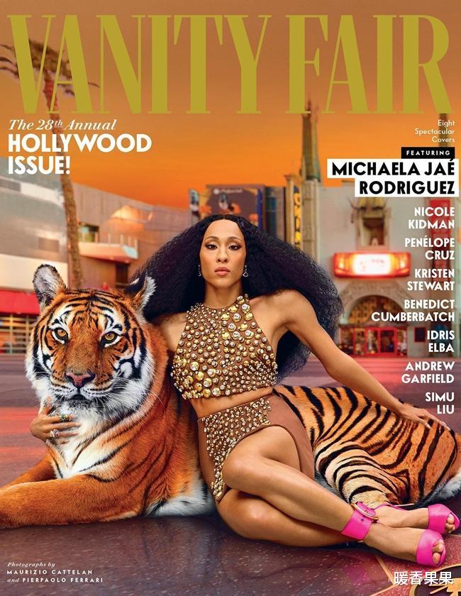 妮可·基德曼|妮可基德曼等8位大明星同场较劲!54岁的她穿「中空装」抢版面