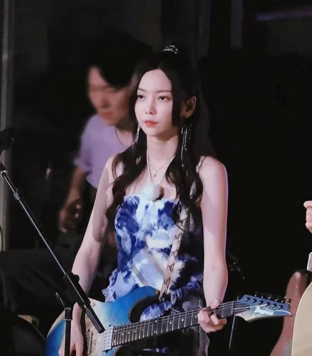 杀青|《乐队的海边》赶上末班车正式杀青！Jessica退出杀青录制？