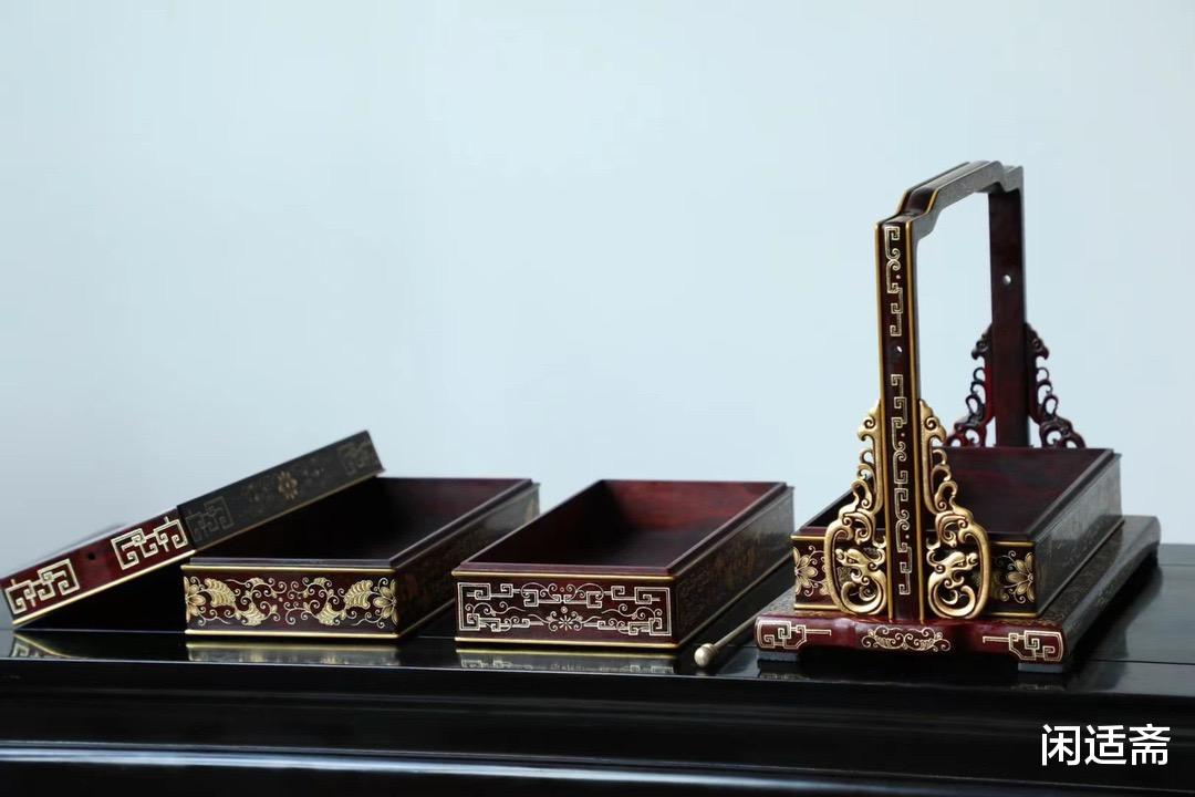 |隽雅敦秀，万寿无疆，描金提梁盒