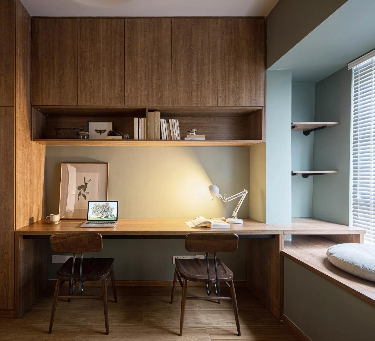 “封闭式玄关”越来越流行,看她80㎡小家,温馨感都溢出屏幕了