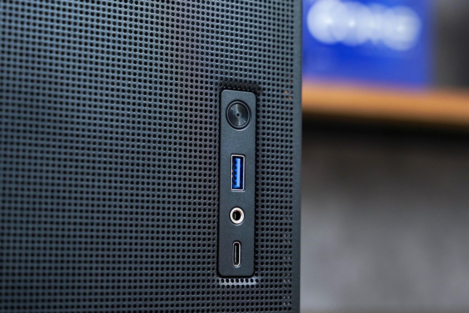 裁员|打破“行业内卷”性价比爆品,549元的JONSBO D31 Mesh装机体验