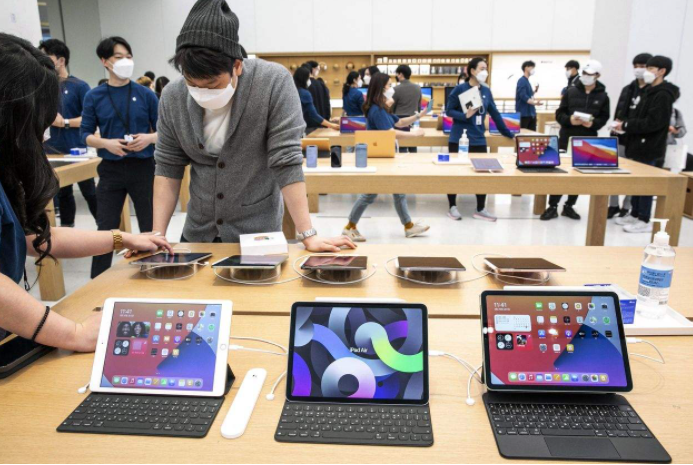 苹果|苹果被罚怕了？库克这次终于服软，果粉：大力支持