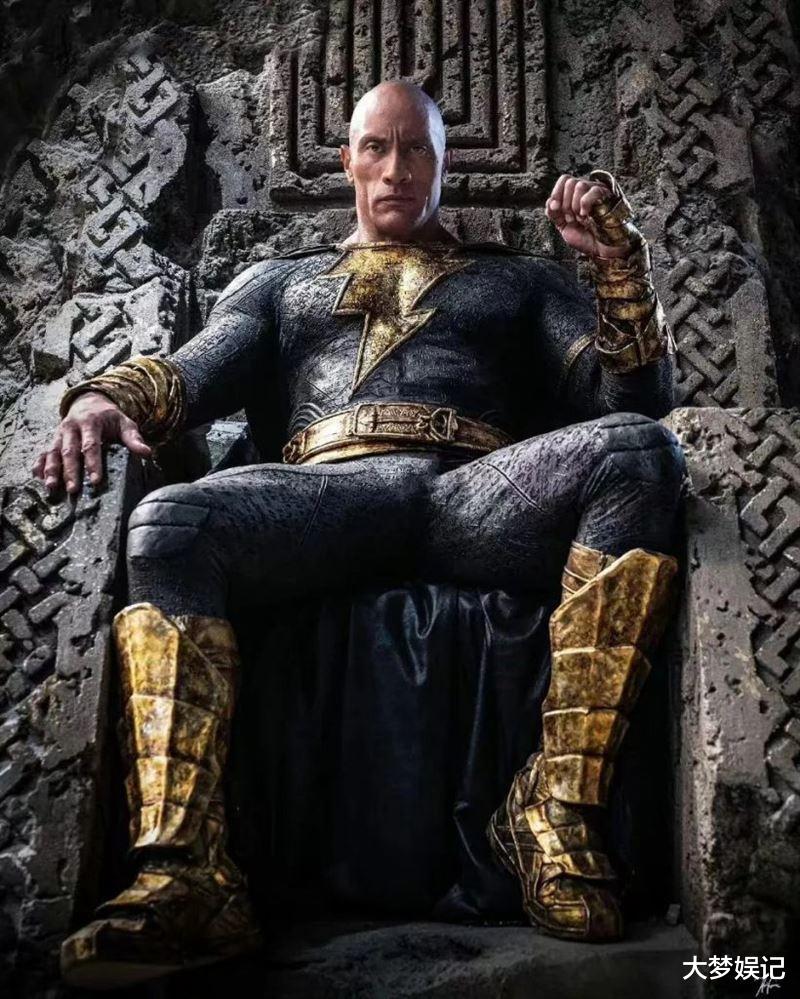 道恩·强森|超人回来了！巨石强森大爆雷“超扯暗示”：这星球上最强大的存在