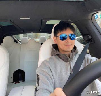 林志颖|幸亏林志颖儿子机灵，一个开门动作救下父子俩，否则后果不敢想象