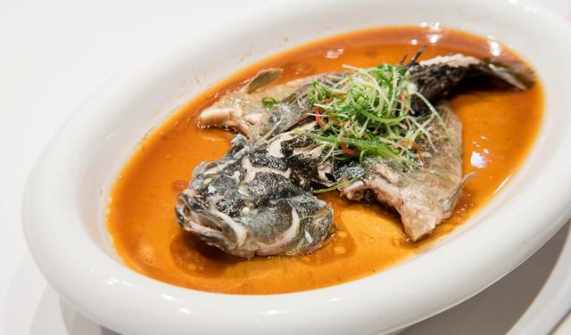 |400多年的长沙火宫殿，摇身变成网红景区，吃喝玩乐让人流连忘返