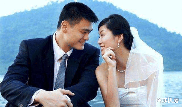 姚明|嫁给身高2米26，体重达400斤的巨人姚明是什么感觉，并不轻松