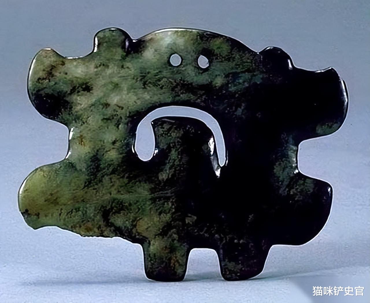 |玉器做旧的过程有多残忍？这样的假文物，你还敢佩戴么？