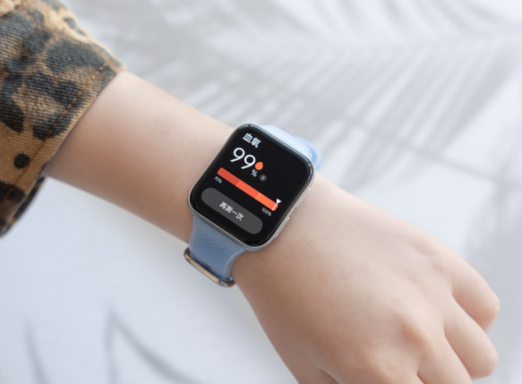 |OPPO Watch 2 冰川湖蓝发布，支持户外滑雪功能为滑雪运动量身定制