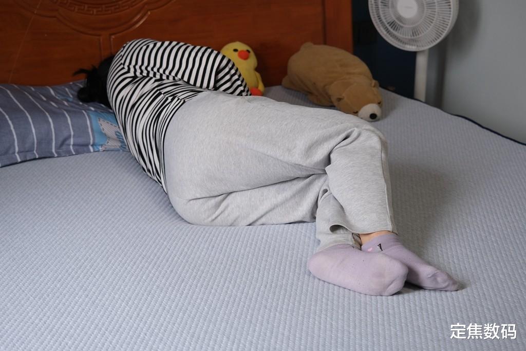 显示器|试睡100天仍可退款!小米生态8H蓝精灵床垫开创了家具先河