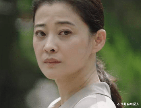 高圆圆|不整容、不炒作、不扮嫩，从郝蕾到高圆圆，这些女星才是人间清醒