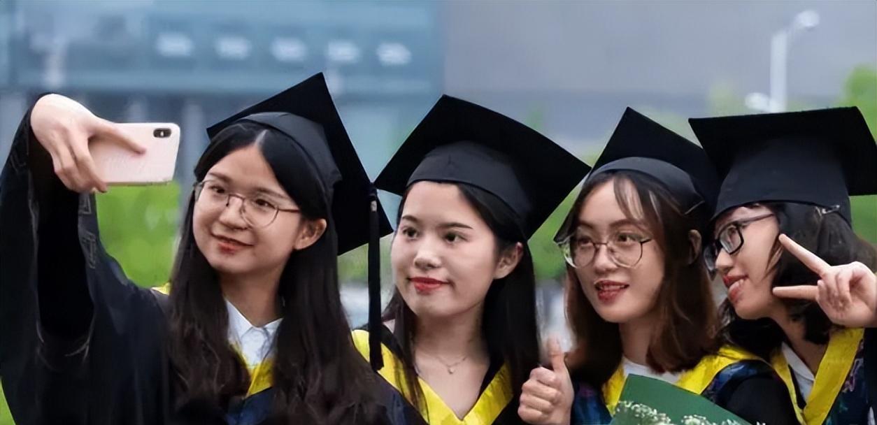 大学生|985研究生面试近百家企业,结果却零收获,评论区帮忙分析原因