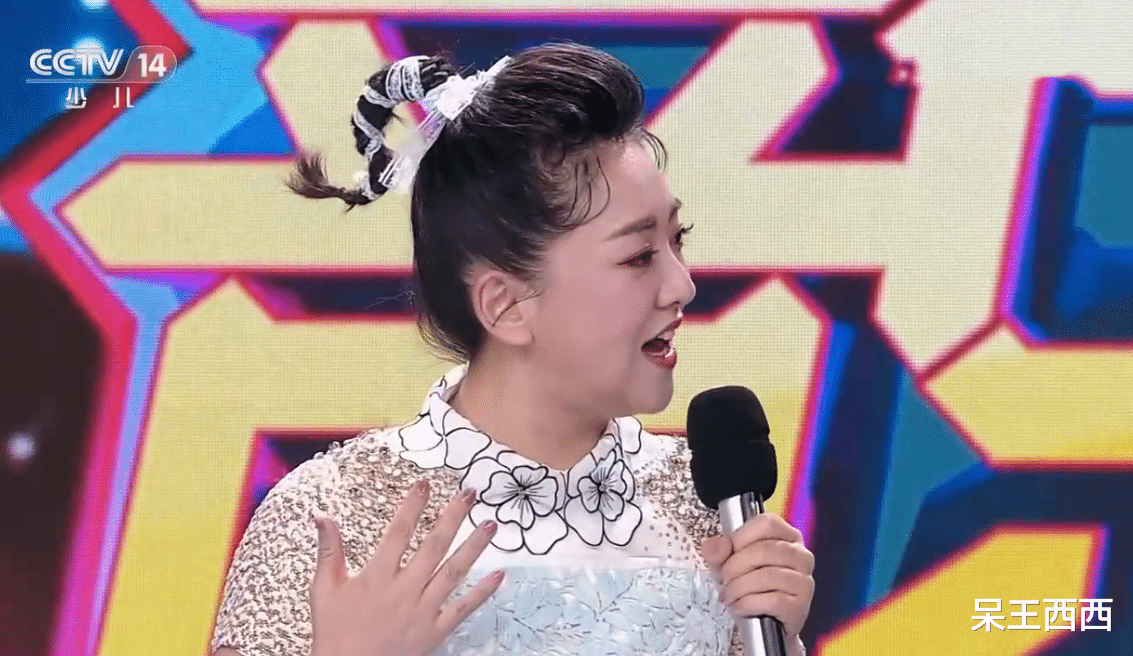 月亮姐姐|央视主持人月亮姐姐公开个人生活,神秘富豪老公意外出镜