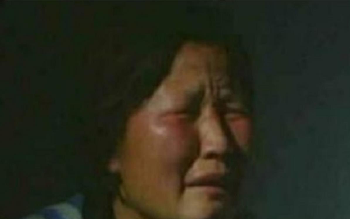 重庆人贩子彭洪菊,逃亡时被同行拐卖,3500元卖给老光棍