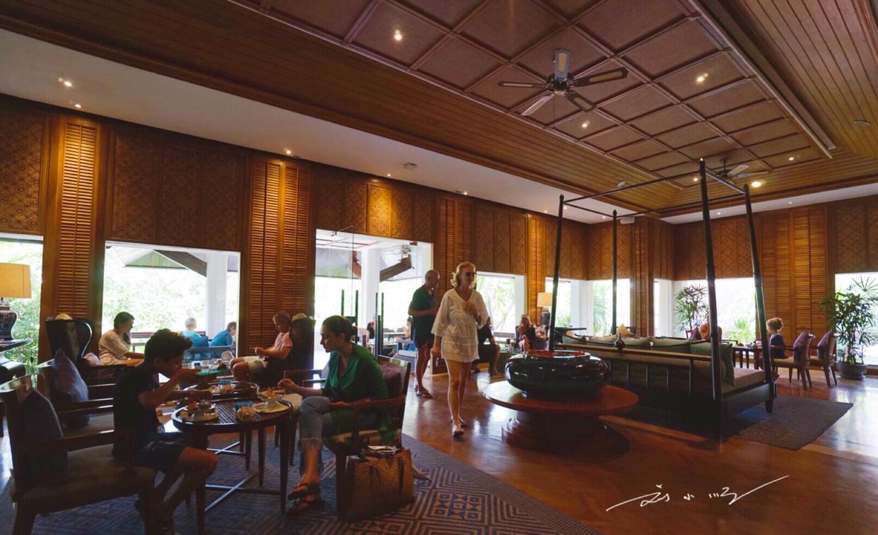 |我怀念的，很可能不是出国旅游，而是当年出国旅游的那些日子