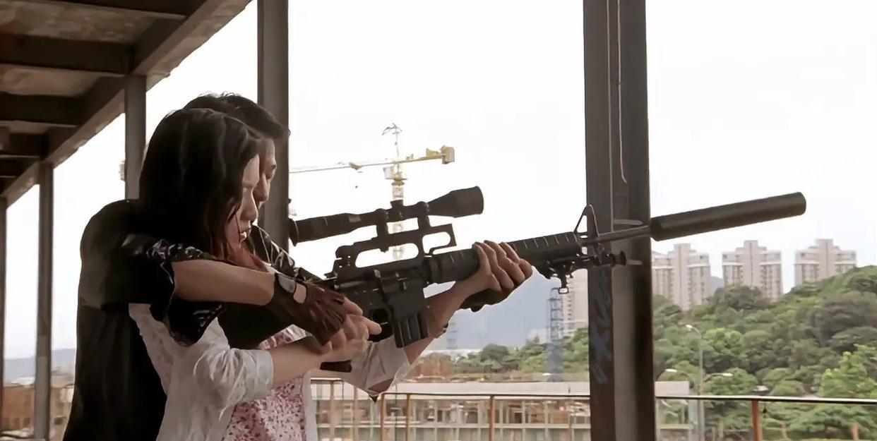 叶轻眉|《庆余年》巴雷特狙击枪三代主人,叶轻眉最差范若若最强