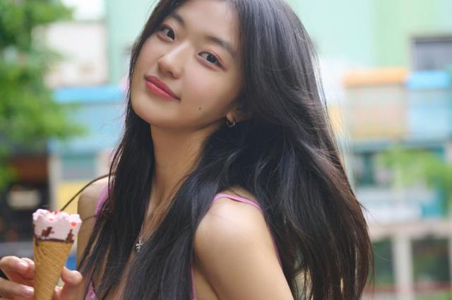 赵丽颖|冲着赵丽颖去看《风吹半夏》,却被25岁孙千吸引,状态认真的?