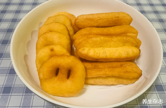 肾虚|世卫组织呼吁:尽快停用3“早餐”,吃一口等于10斤糖,劝你早撤下桌