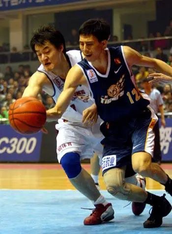 宋希|宏远王朝本土悍将！初代湛江球王！可惜30岁就因伤退役......