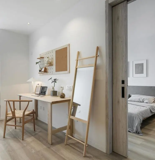 ?她坚持89㎡的小家,不做主灯、只装移门,完工后效果很惊艳!