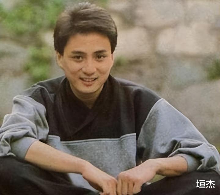 男神|年轻时都英俊潇洒，老了却丑得各有不同，这6位男神变化太大