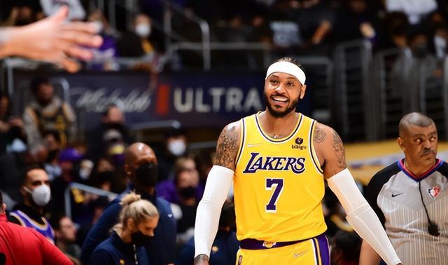 安东尼|NBA重磅! 安东尼离开湖人加盟篮网，被球迷劝阻：恐成下一个格里芬