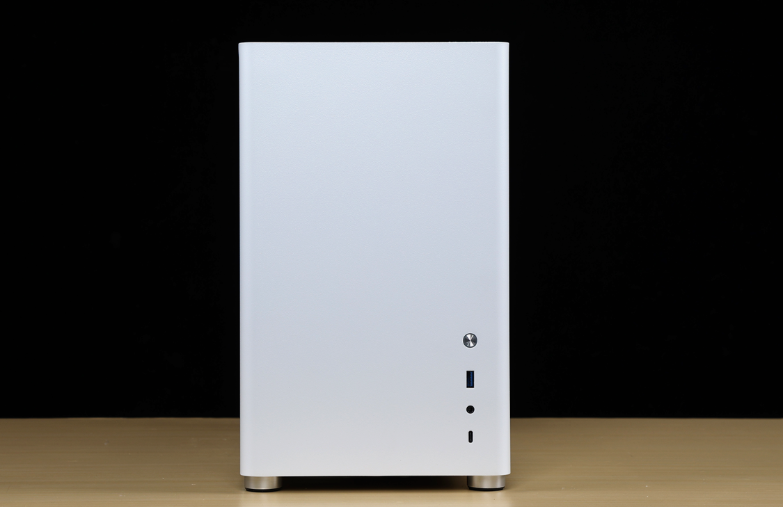 显卡|给小老弟装台好看的小体积主机：12400+B660迫击炮+3070Ti显卡