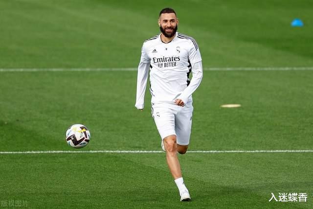 徐州|一个捧金球,一个退役,都34岁,职业生涯但尽人事,各凭天命