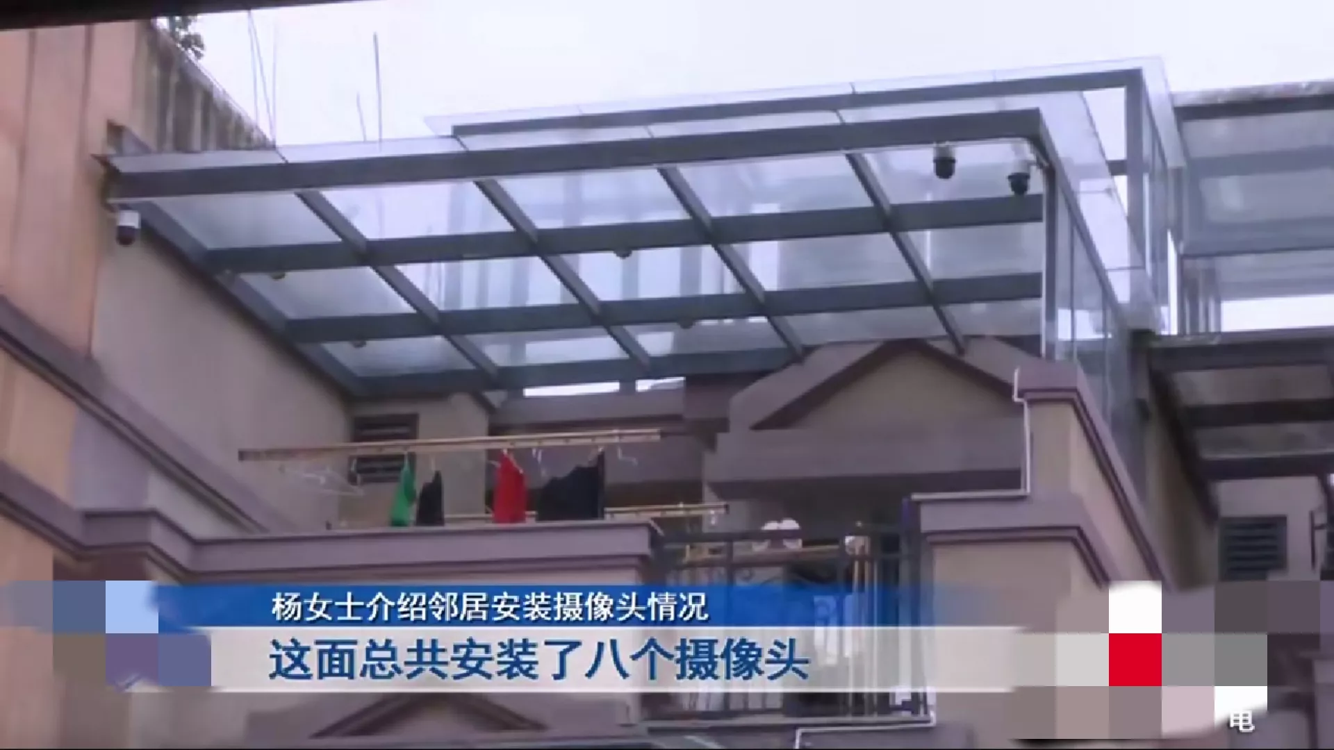 近日,重庆两江,一位杨女士找来记者,说自己在家无法休息