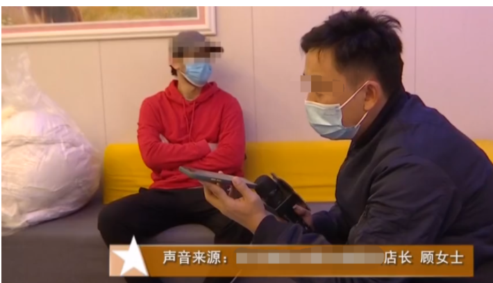 浙江杭州,男子和女友趁着假期,到主题酒店开了间房