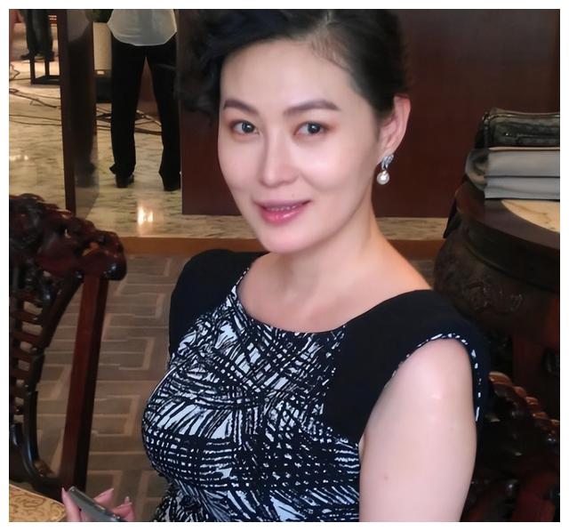 于荣光|时隔23年，64岁于荣光与王思懿重聚，两人单身依旧引网友撮合