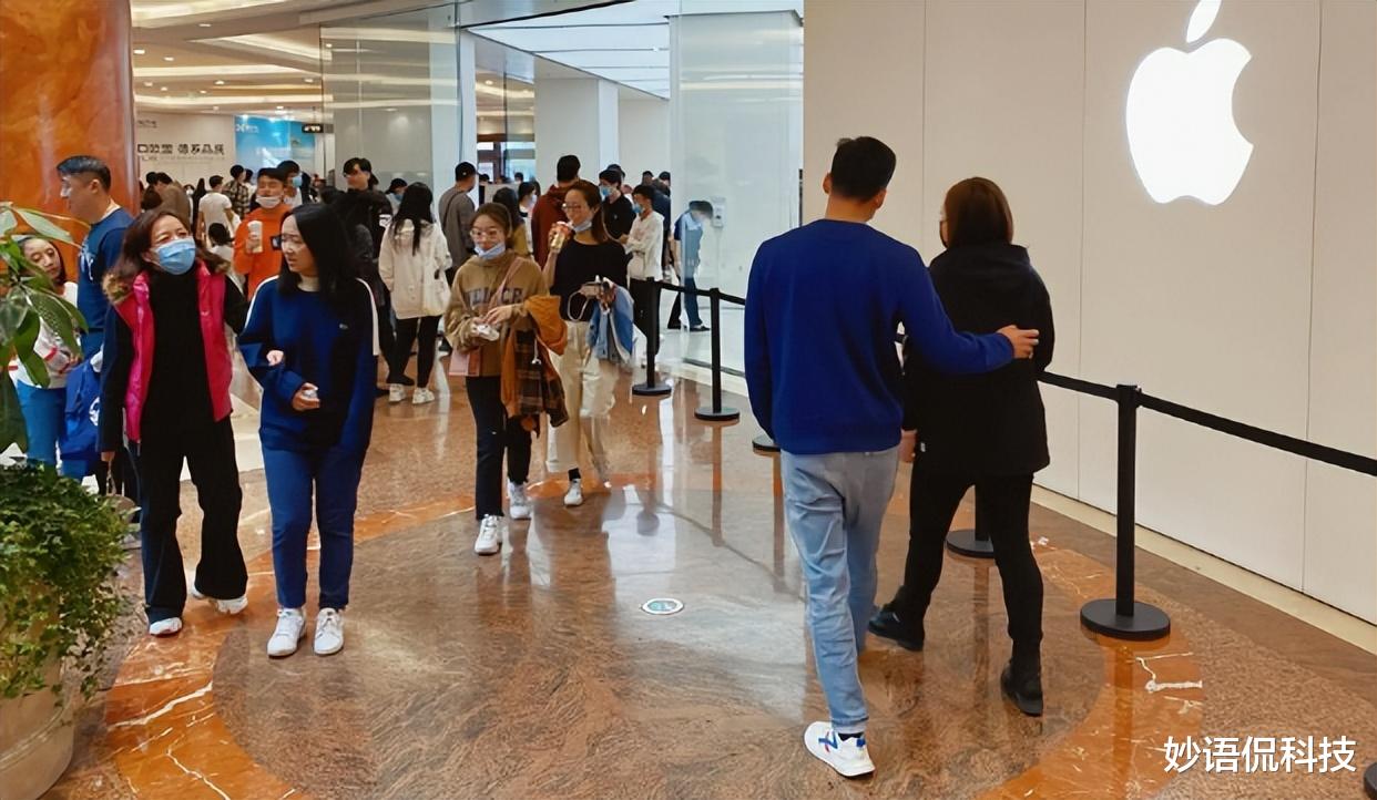 iphone13|iPhone13一降再降，A15芯片+IP68防水，库克也着急了