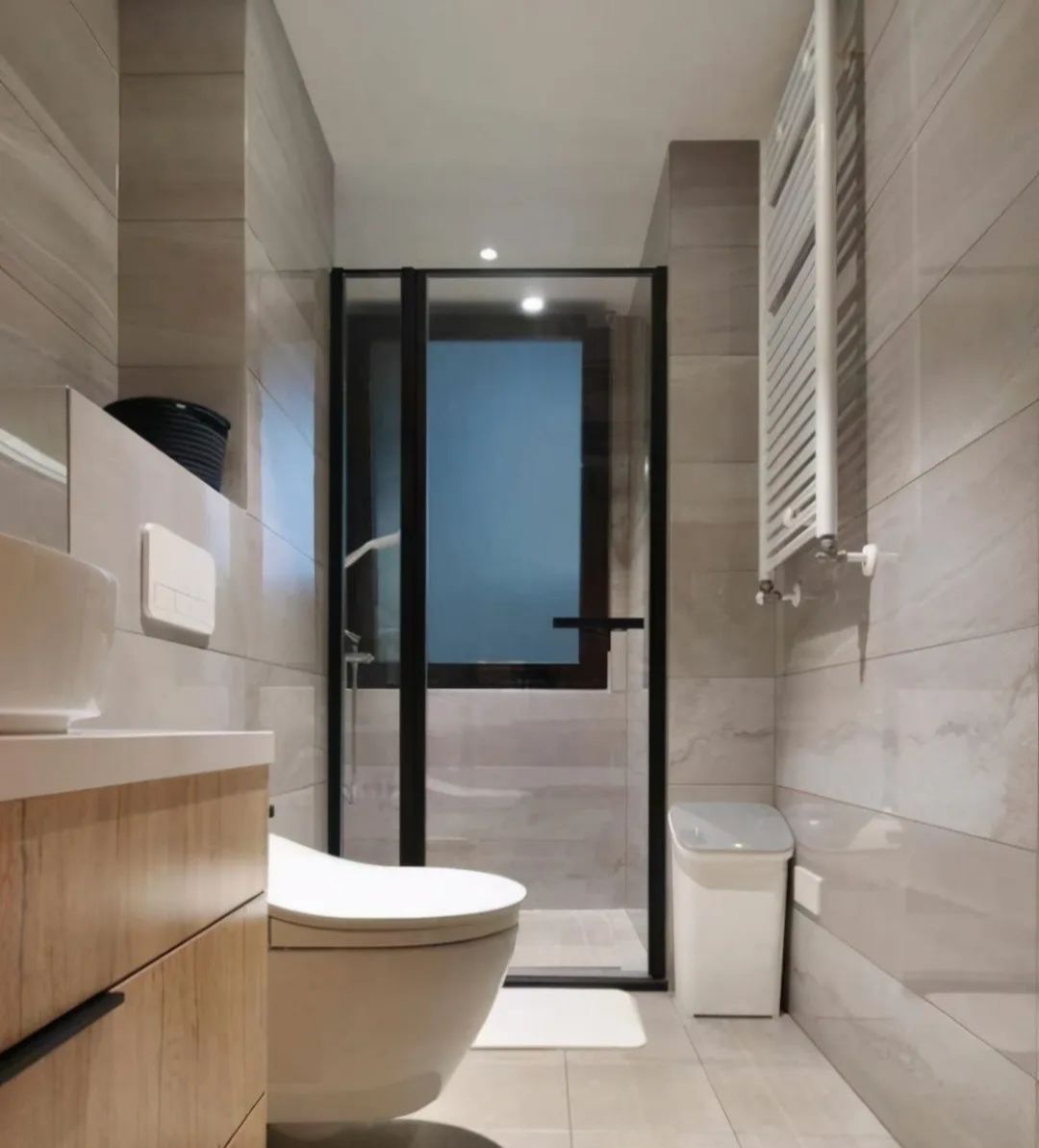 130平简却很贵的新房,进门就把人迷住了,没做电视墙也很漂亮