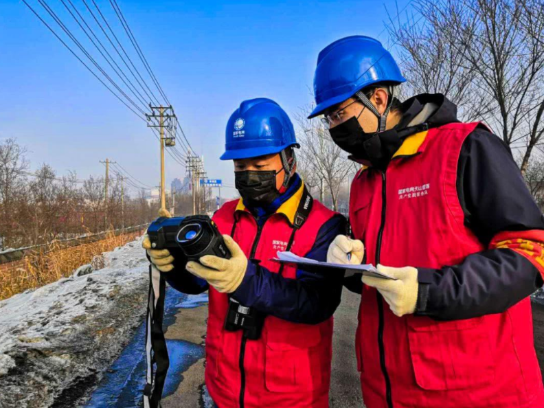 招聘|大学生有福了,2022国家电网首批招聘4.3万人,副科级年薪10万起